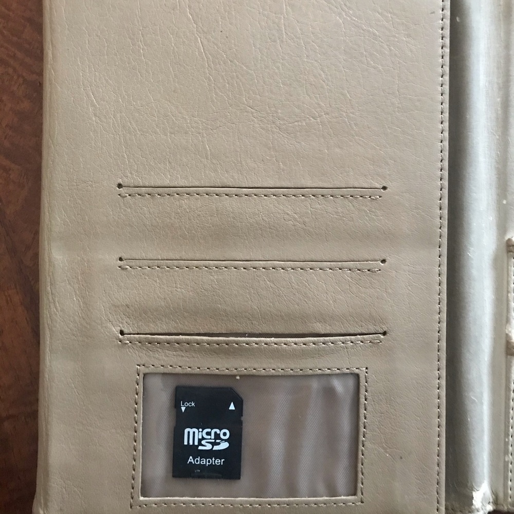 Tablet - Picture 2 of 7
